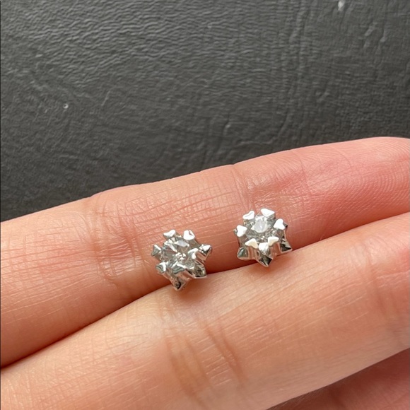 White Sapphire 18K Gold Earrings - Picture 7 of 8